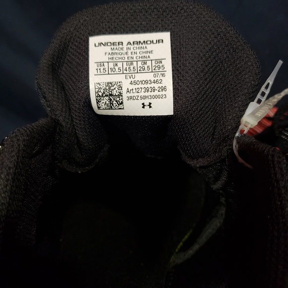 Under Armour Track shoes - Picture 8 of 8